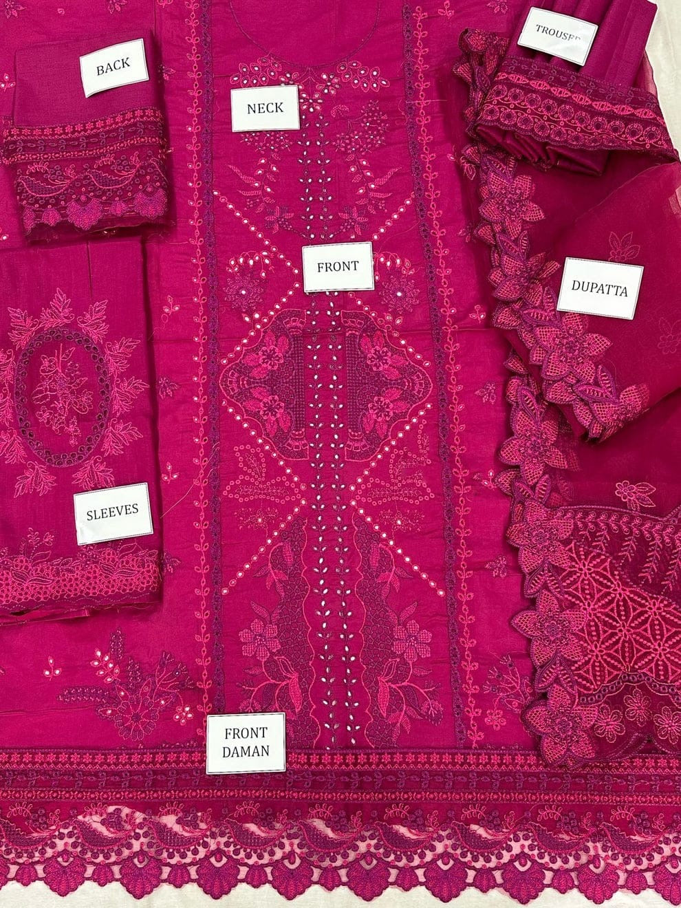 QALAMKAR LUXURY LAWN 3PC ST-606