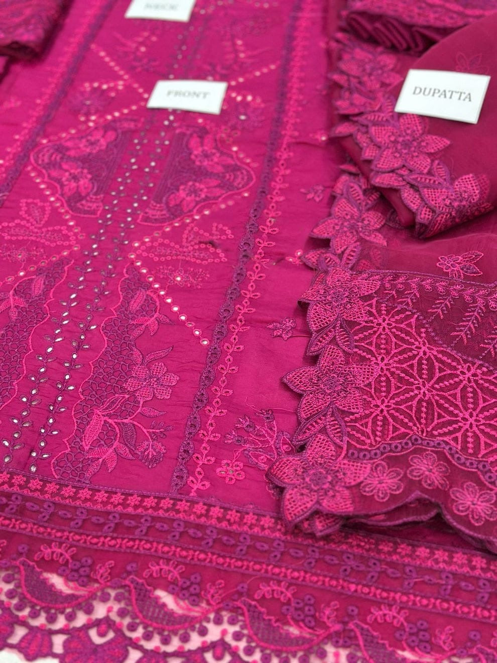 QALAMKAR LUXURY LAWN 3PC ST-606